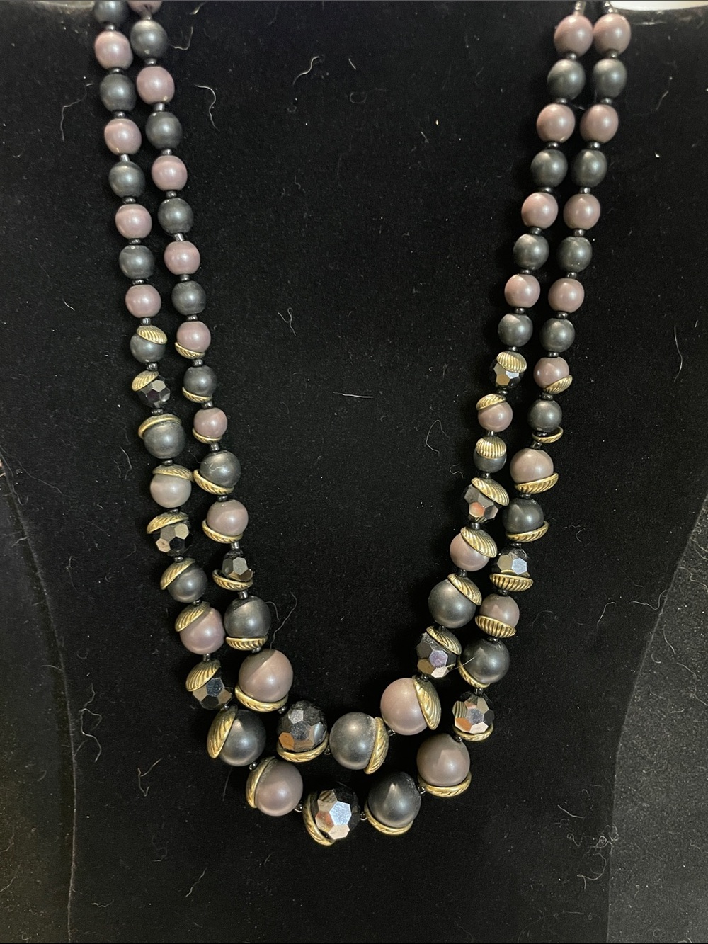 Elegant Two-Tone Beaded Necklace in Gray and Mauve. M’s